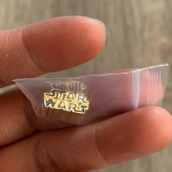 NWOT Star Wars, YGP, Shining 3-D Logo, Black Enamel LIMITED EDITION Charm 925 - Picture 3 of 10